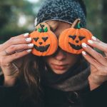 Classy Halloween manicure ideas